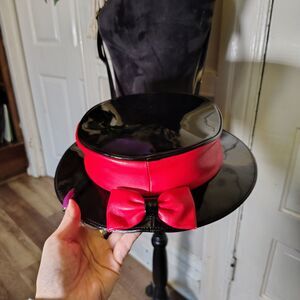 VTG HAT Red & Black Crossbody Purse